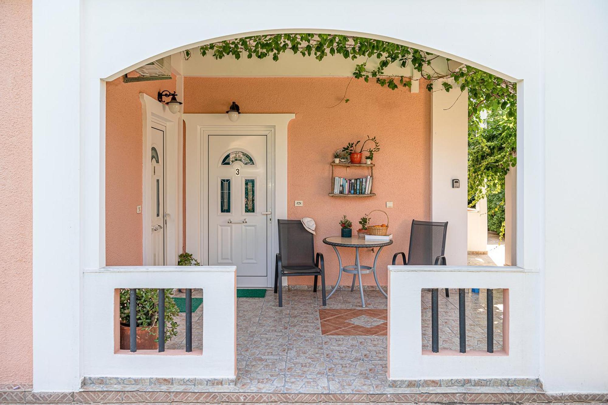 Elena Seafront Luxury Apartments Almirida Oda fotoğraf