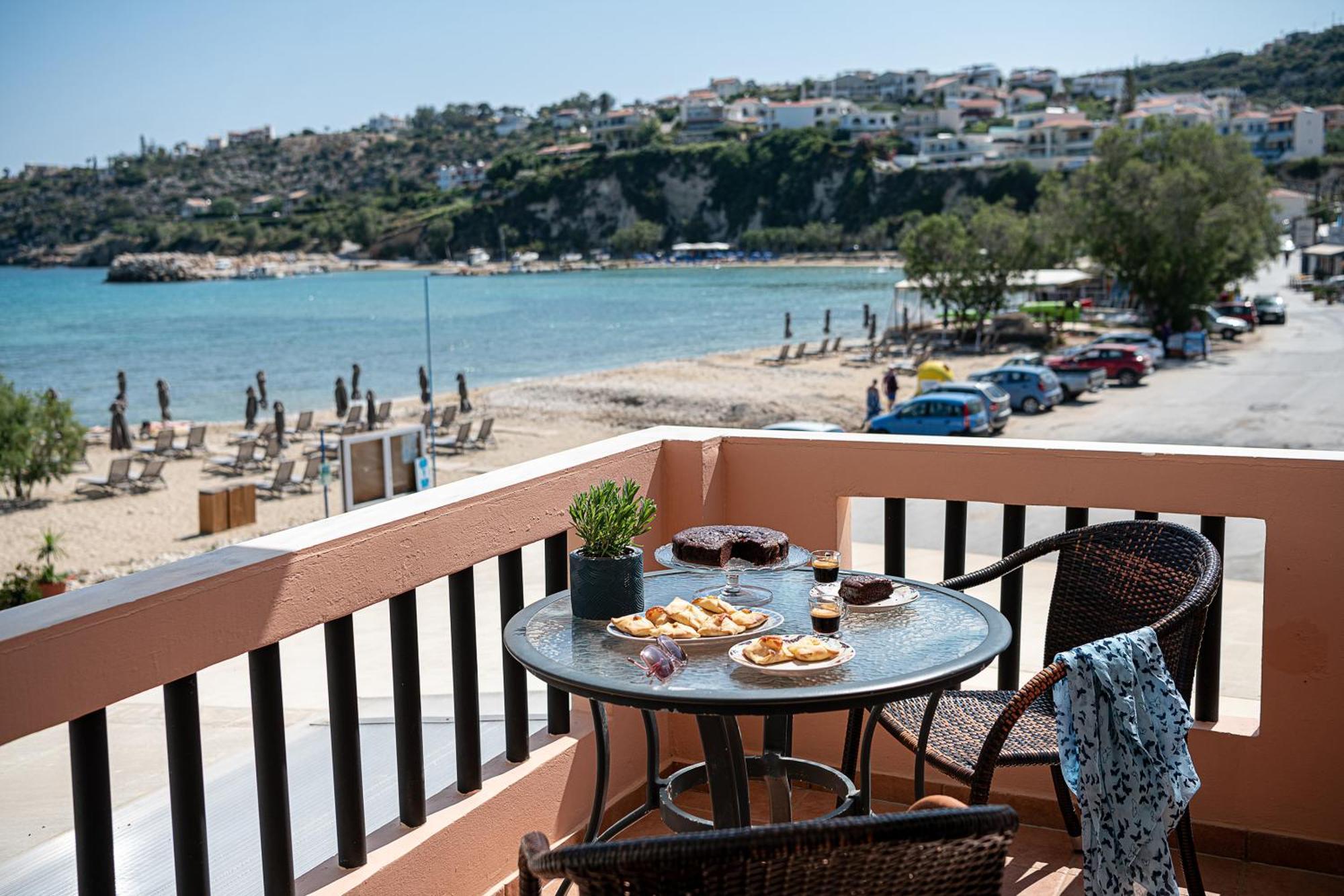 Elena Seafront Luxury Apartments Almirida Dış mekan fotoğraf