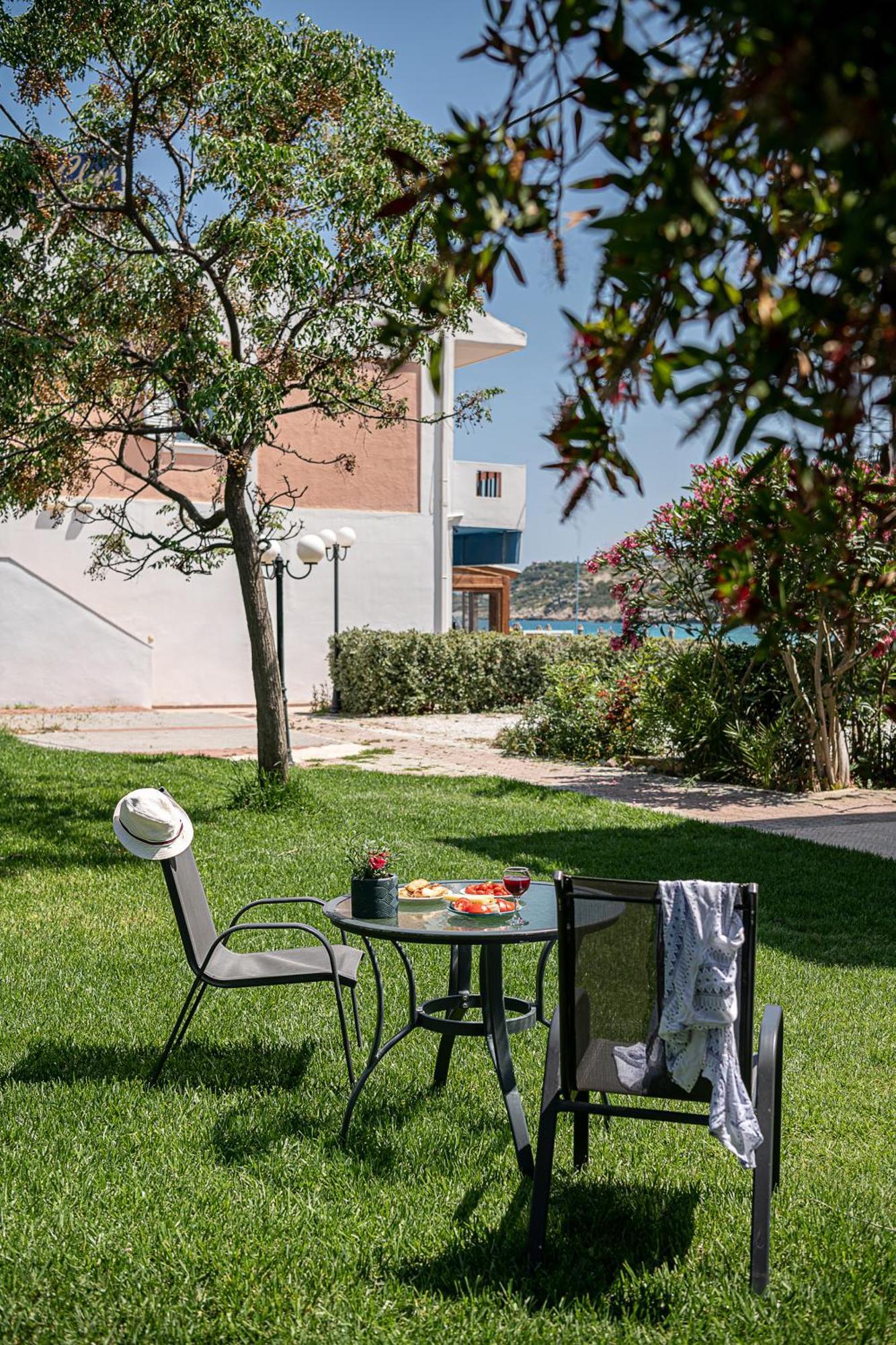 Elena Seafront Luxury Apartments Almirida Dış mekan fotoğraf